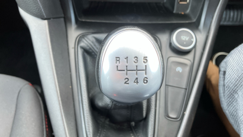 Ford Focus 1.0 EcoBoost 140 ST-Line Navigation 5dr Petrol Hatchback